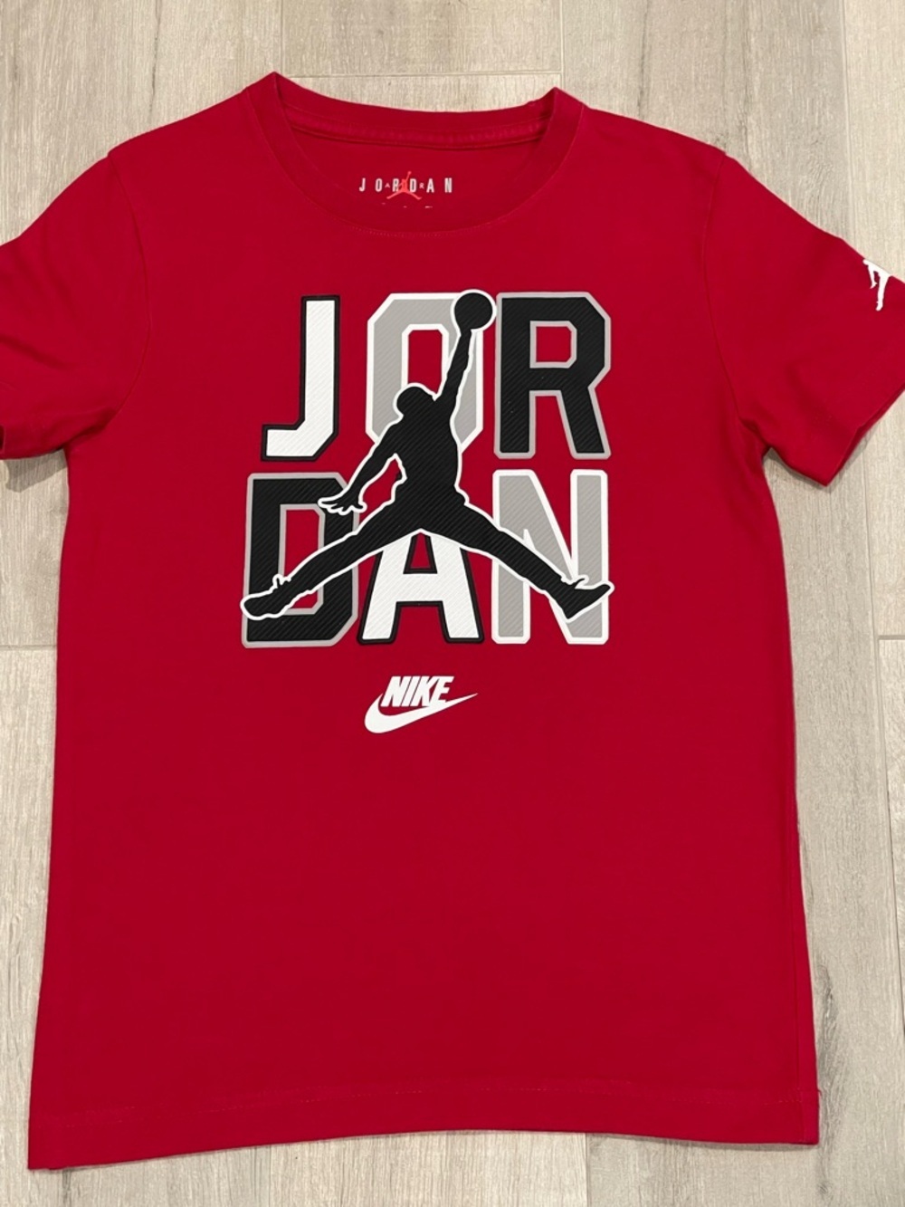 Nike Air Jordan Boys Red Graphic T-Shirt Jumpman Logo Size S 8–10